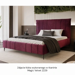 Łóżko tapicerowane Suzi na wysokich nóżkach rozmiar do wyboru Łóżko tapicerowane Suzi na wysokich nóżkach rozmiar do wyboru