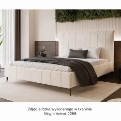 Łóżko tapicerowane Suzi na wysokich nóżkach rozmiar do wyboru Łóżko tapicerowane Suzi na wysokich nóżkach rozmiar do wyboru